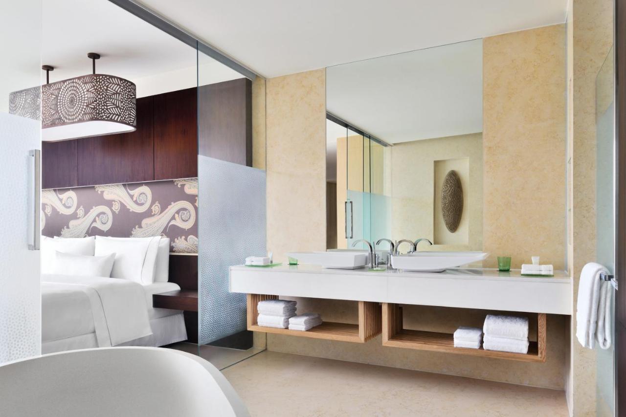The Westin Gurgaon, New Delhi 5* Gurgaon